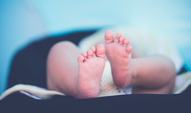 Asl Toscana Sud Est condannata a mantenere una bambina nata dopo un intervento sbagliato di chiusura delle tube