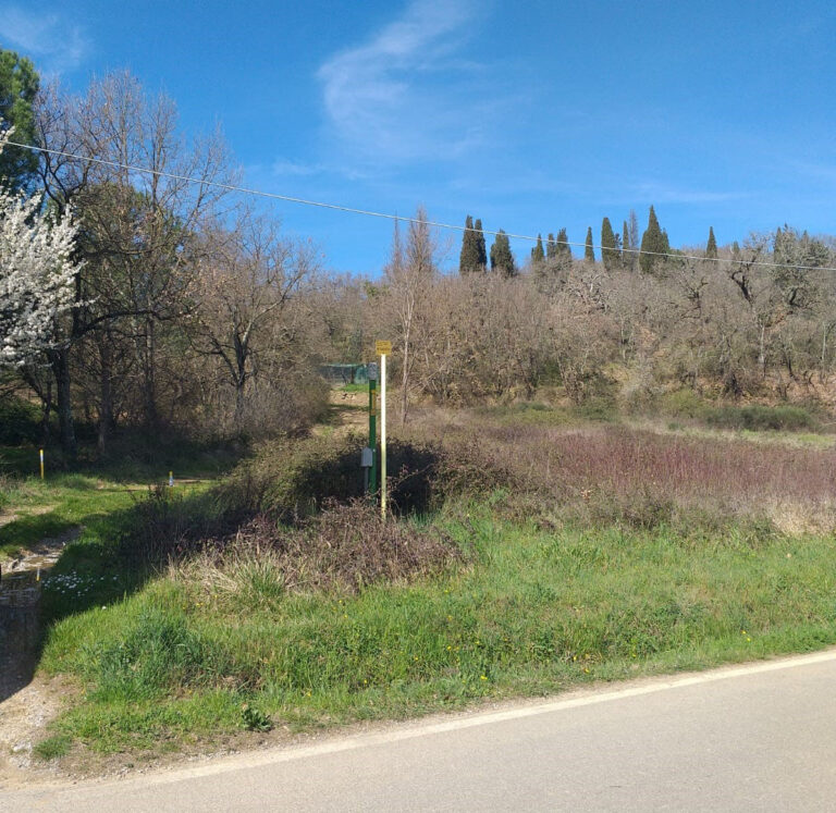Un ripetitore alto 34 metri incomberà su Castiglion Fibocchi?