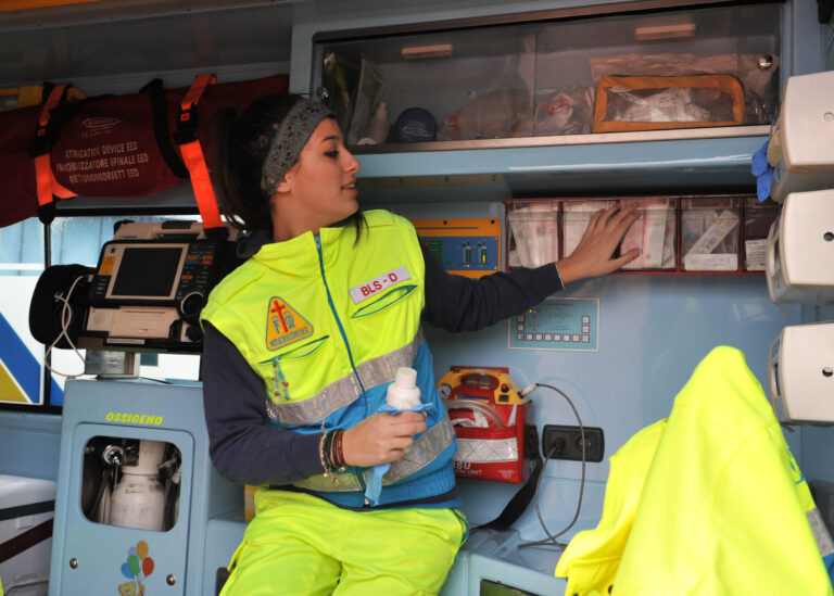 Incidenti stradali: due minorenni coinvolti