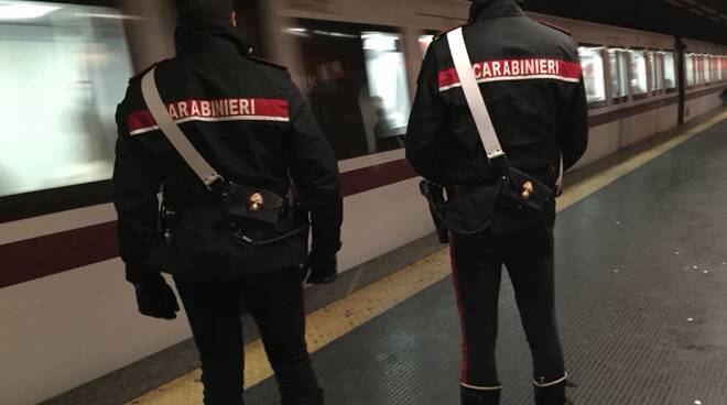 carabinieri-treno
