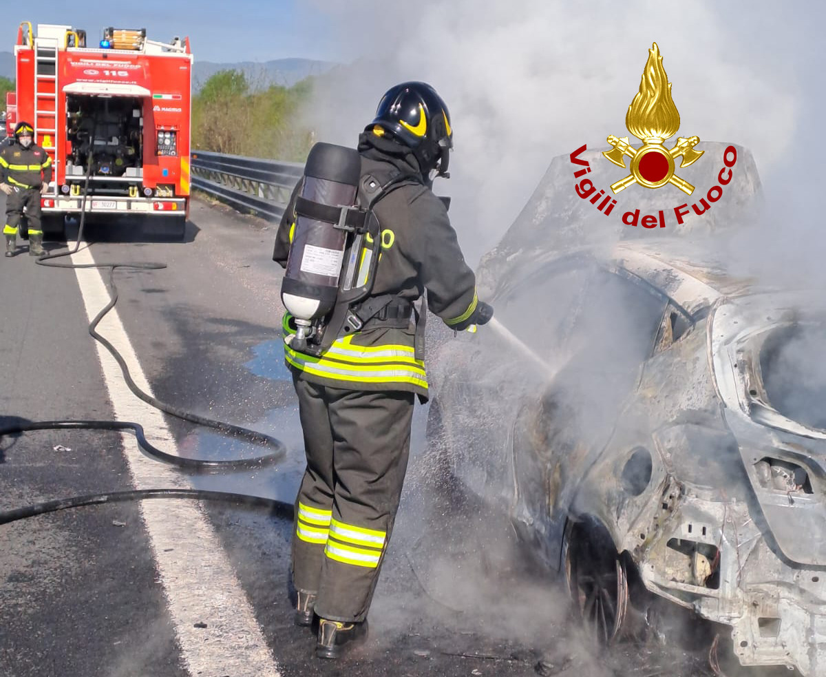 incendio auto