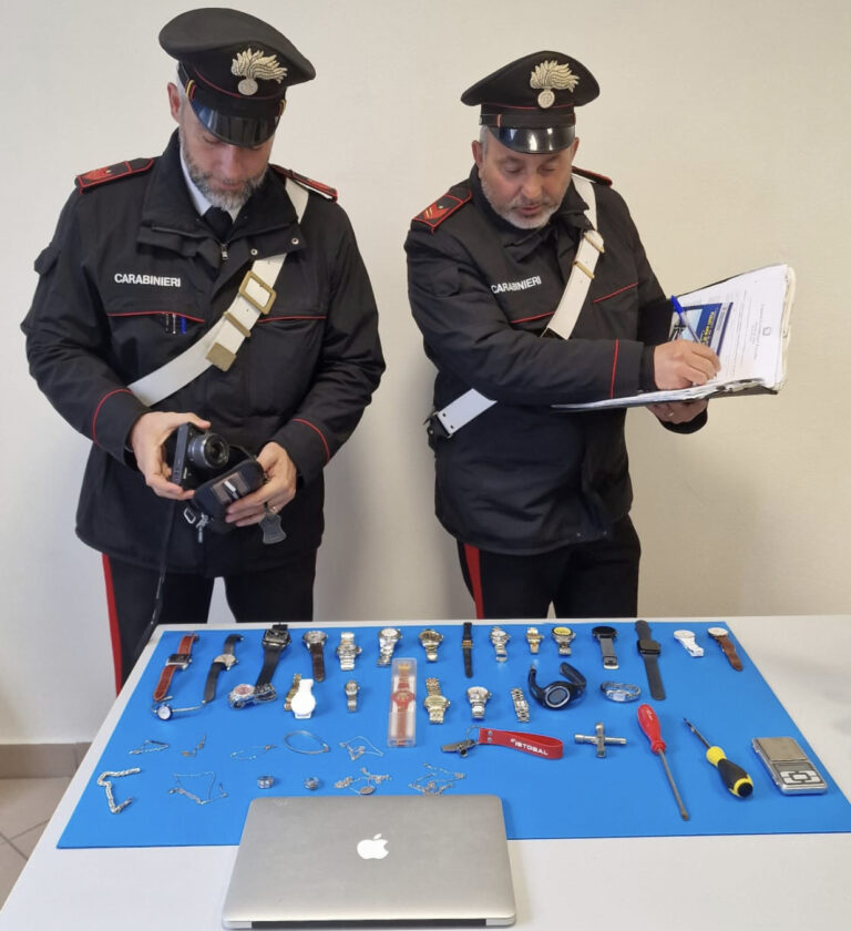 Controlli dei carabinieri in provincia, serie di denunce e un arresto
