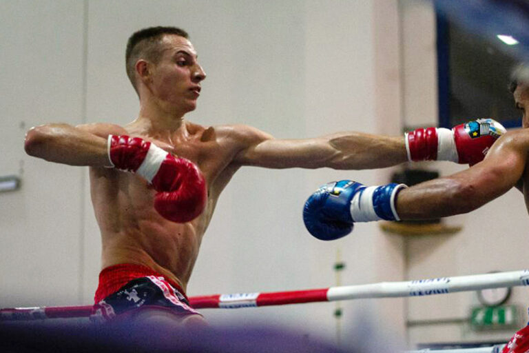 L’aretino Lorenzo Corsetti vince il titolo italiano di kickboxing