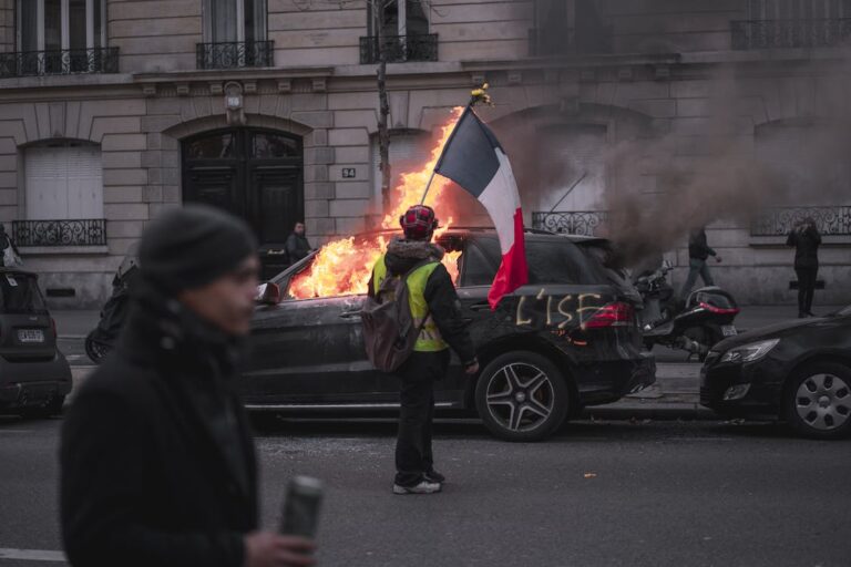 La Francia e la sua falsa integrazione sono al capolinea