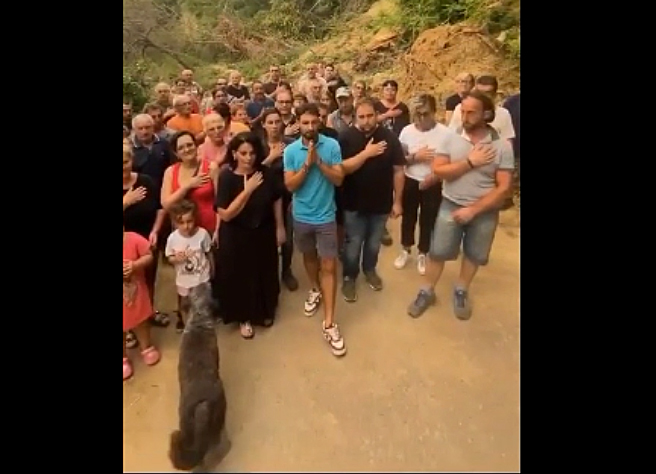 In un mondo che continuamente toglie (Video)