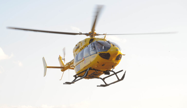 Incidente in moto ad Anghiari: uomo di 42 anni trasportato d’urgenza a Careggi