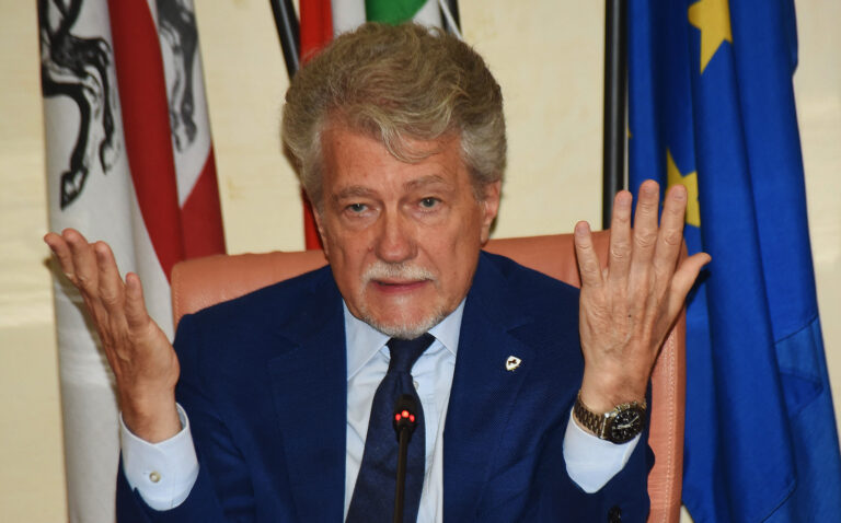 Consiglio comunale aperto sui fenomeni odorigeni: l’intervento del sindaco Alessandro Ghinelli
