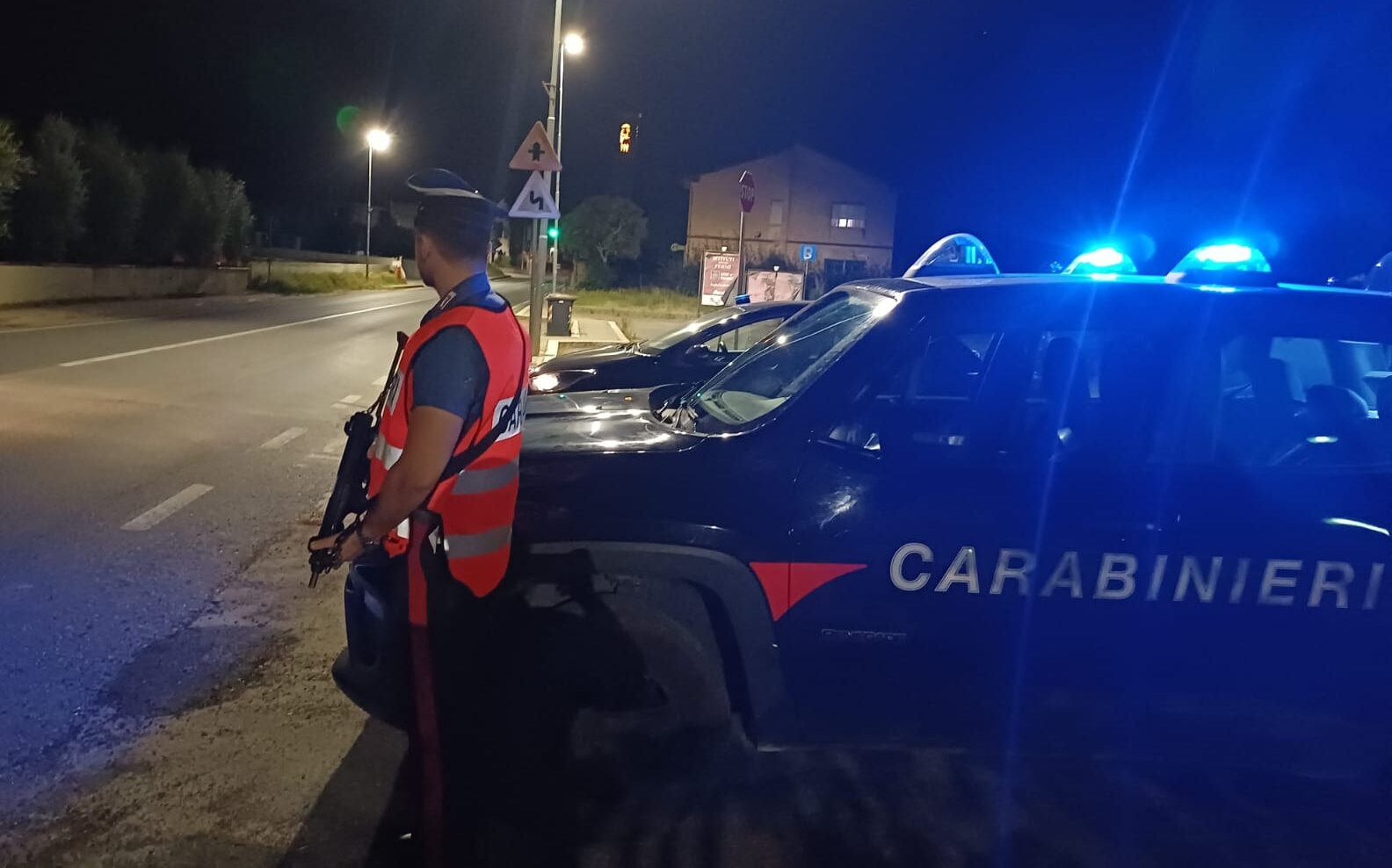 Carabinieri Cortona notturno
