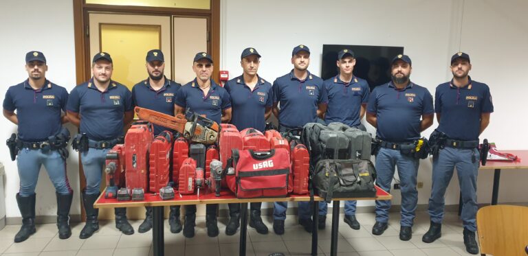Ladri arrestati dalla Polizia dopo un rocambolesco inseguimento di 30 km