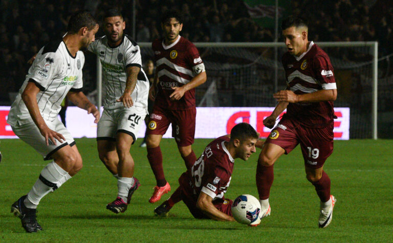 Arezzo – Cesena 0-2 gli amaranto soccombono dignitosamente
