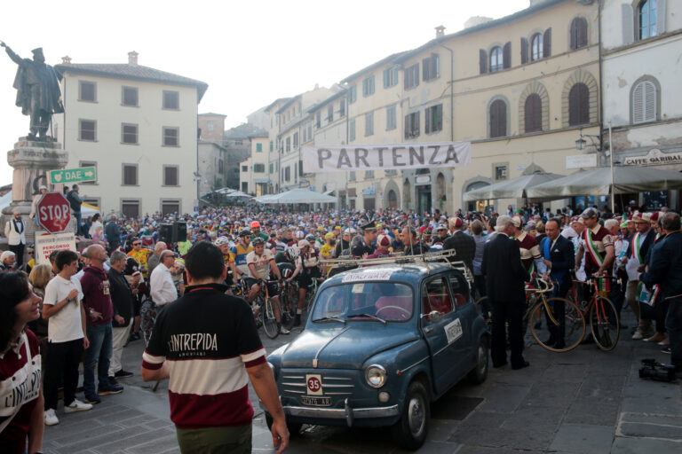 Tutto pronto per l’Intrepida 2024: Anghiari accoglie gli intrepidi ciclisti d’epoca