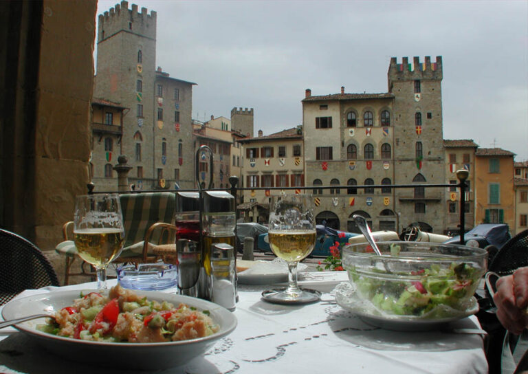 Classifica delle città dove si vive meglio nel 2023: la provincia di Arezzo perde otto posizioni