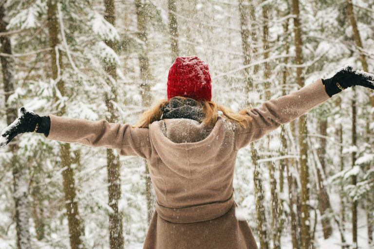 Abbigliamento, relax e gadget per una vacanza perfetta sulla neve