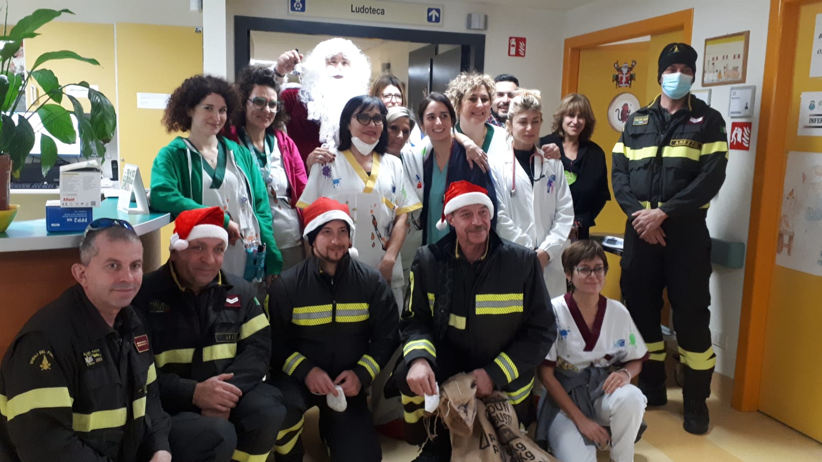 ospedale San Donato di Arezzo Babbo Natale (2)