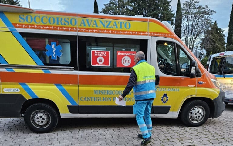 Incidente a Castiglion Fiorentino: investito ciclista