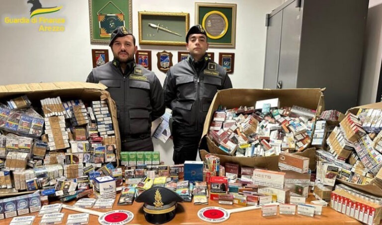 76 kg di tabacchi rubati sequestrati in una tabaccheria di Montevarchi