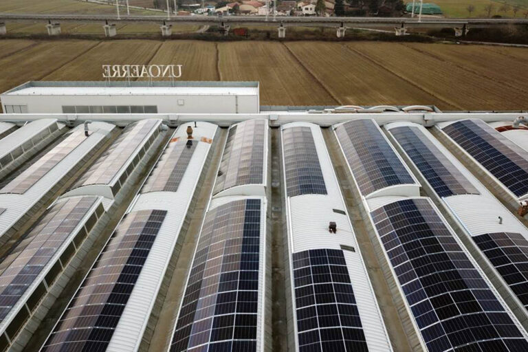 Unoaerre abbraccia il futuro sostenibile: una partnership con Solarys