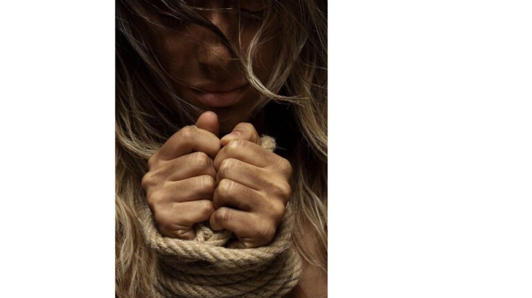 Contro la violenza di genere: studenti e insegnanti di Arezzo insieme in un percorso di formazione e consapevolezza