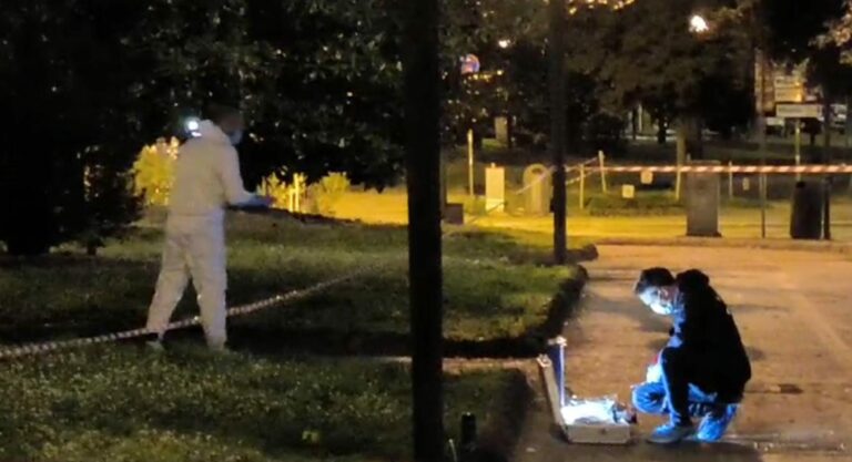 Serata di terrore ai Giardini Porcinai: due uomini accoltellati in un drammatico confronto