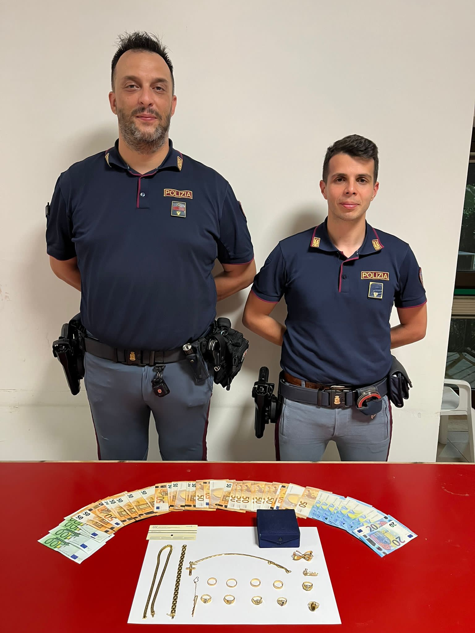 Polizia recupero refurtiva