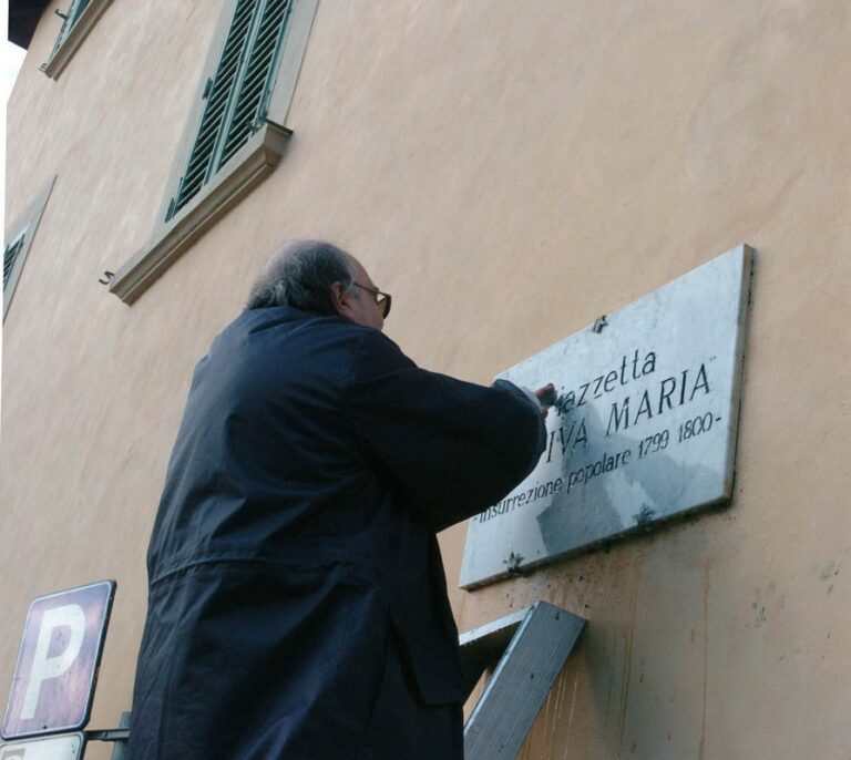 Arezzo: dalle antiche rovine della Cassia Vetus alla difesa di Cicerone e la ribellione contro Napoleone