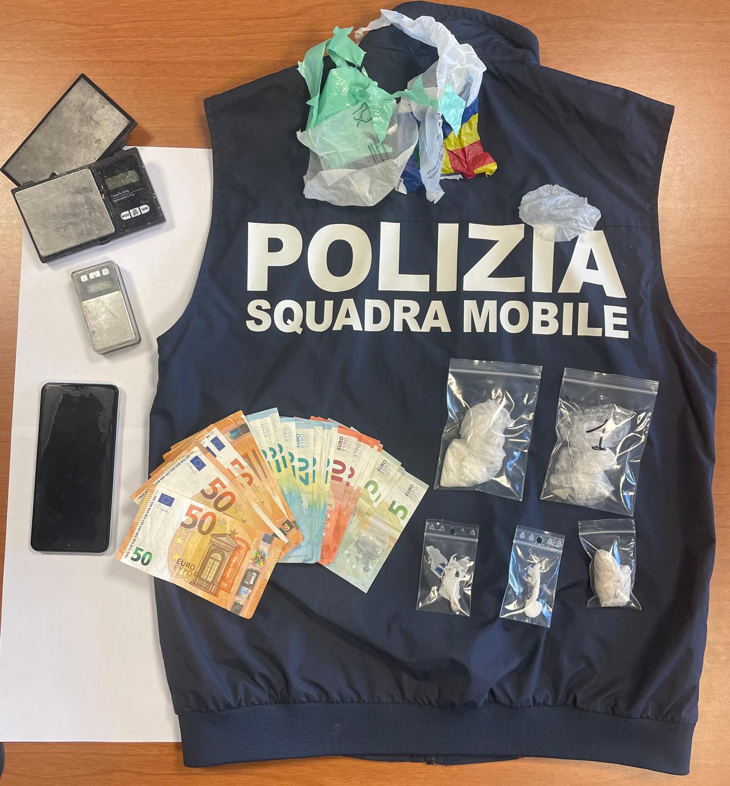 arrestato per spaccio di droga