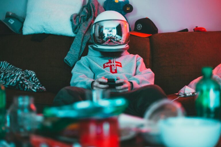 Vita nel 3560: accoppiamento, economia e gastronomia nel futuro surreale