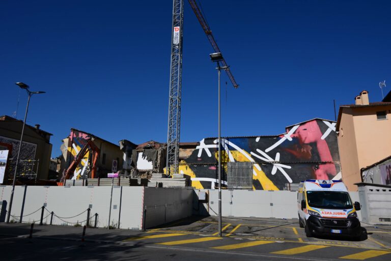 Le foto della demolizione alla ex Cadorna: un’area in trasformazione