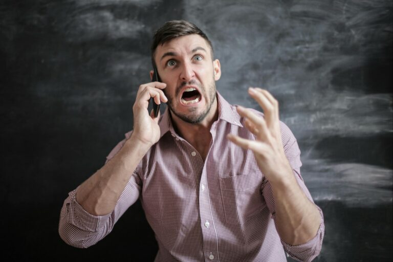 Come difendersi dalle telefonate spam