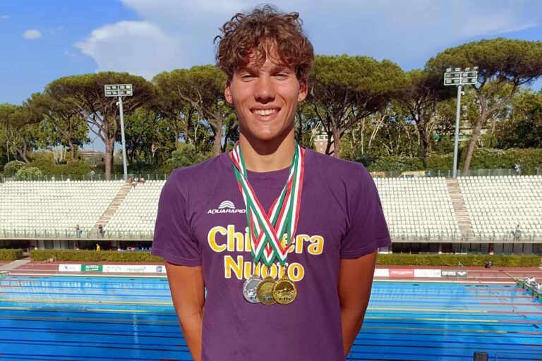 Tre medaglie per Gabriele Gambini ai Campionati Italiani Giovanili di nuoto