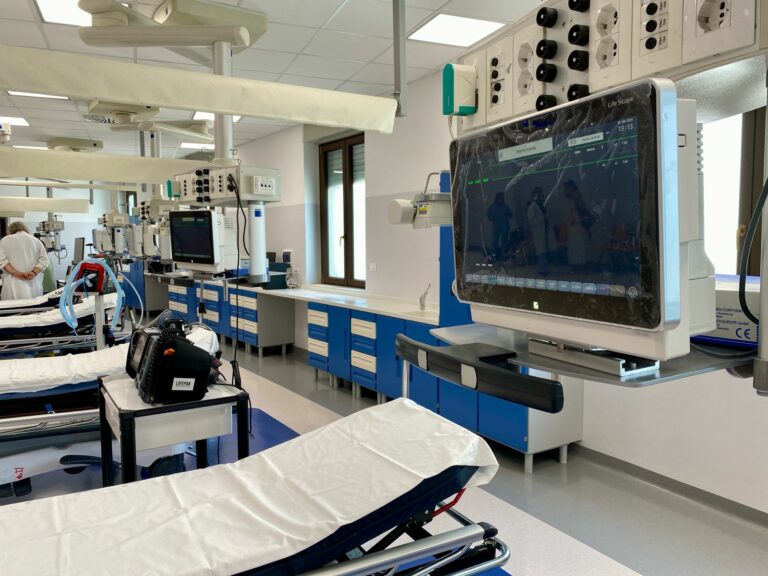 Incidente sul lavoro ad Arezzo: operaio di 59 anni trasportato in ospedale