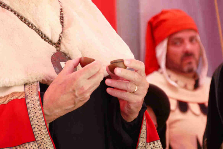 Arezzo, estrazione delle carriere e giuramento dei capitani: al via la 146ª edizione della Giostra del Saracino