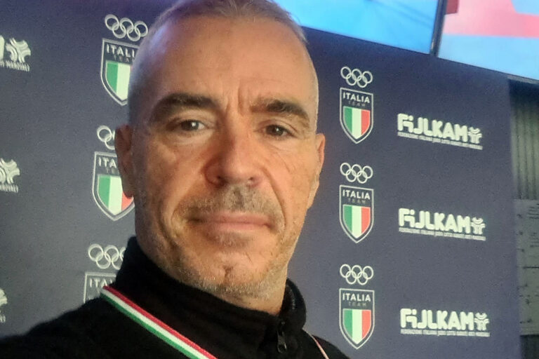Roberto Paglicci dell’Arezzo Karate 1979 vince la Coppa Italia Master