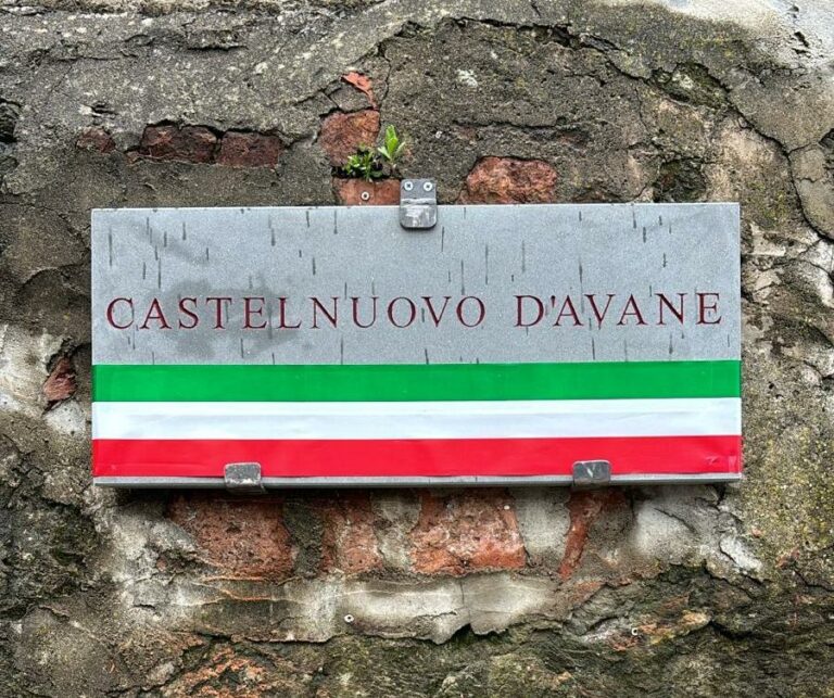 A Castelnuovo d’Avane, posata la prima pietra per il “Borgo dei Borghi”
