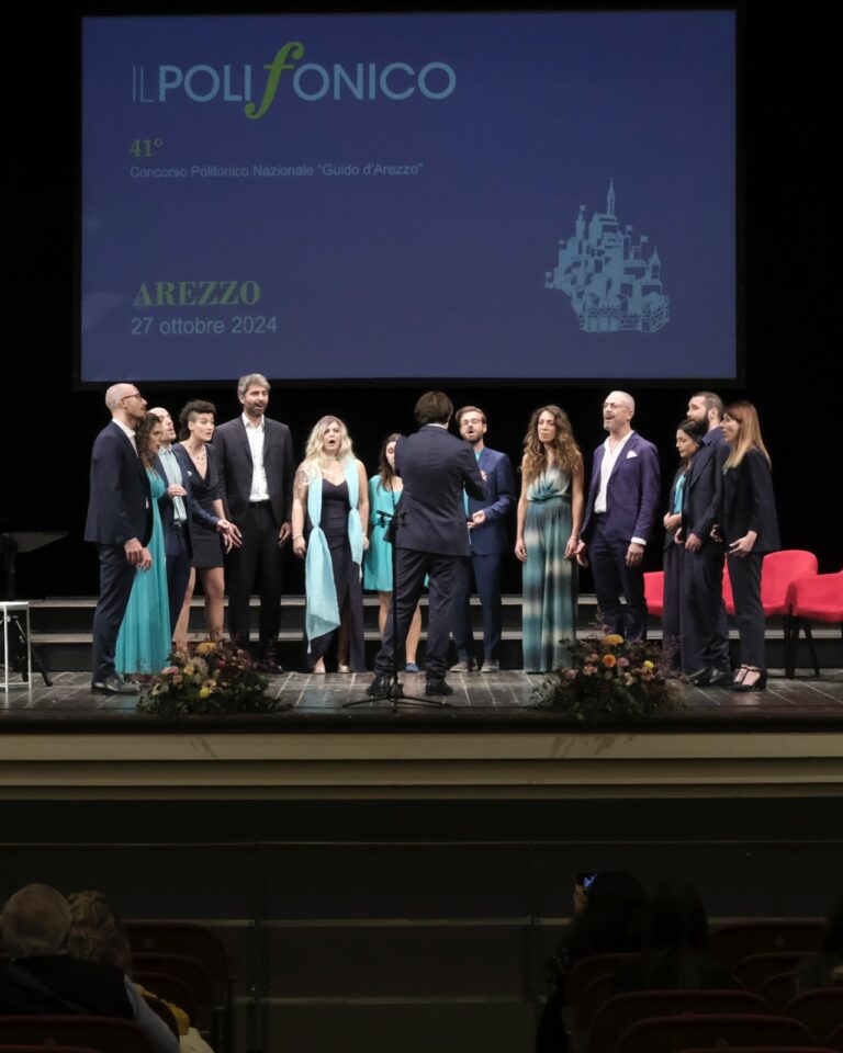 Coro Minuscolo Spazio Vocale di Roma trionfa al “Gran Premio Guido d’Arezzo” e si qualifica per il concorso internazionale 2025