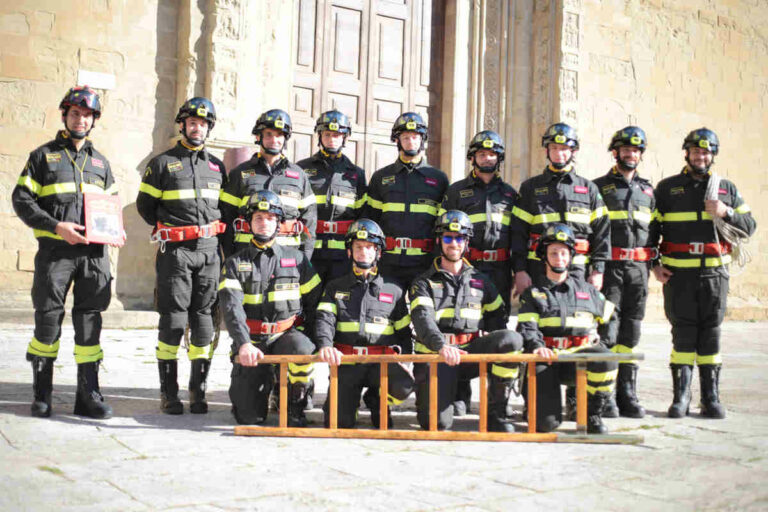 150° anniversario dei pompieri civici e del 70° dei reparti volo: un viaggio visivo nelle foto di Felice Rogialli