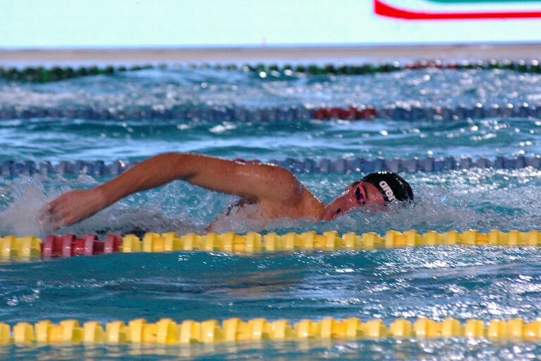 Gabriele Mealli porta in alto la Chimera Nuoto: due argenti con la nazionale e ottimi piazzamenti nelle gare giovanili