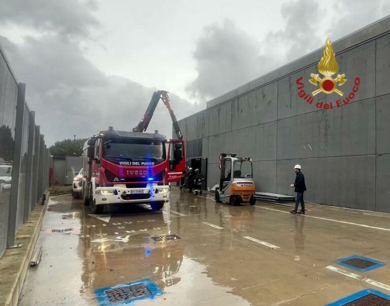 Esplosione in un’azienda di galvanica a San Zeno: 4 operai coinvolti