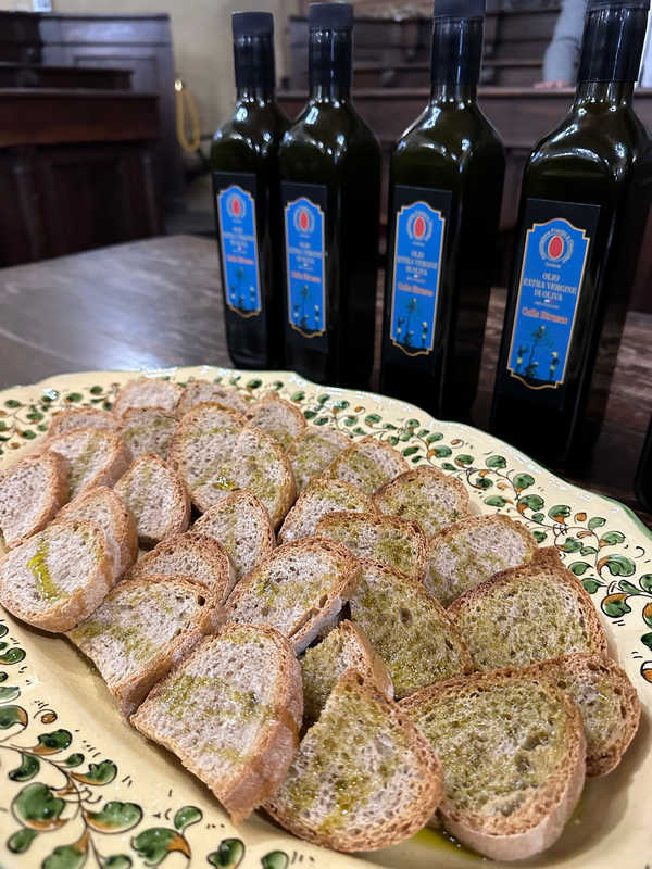 Cortona celebra l’olio nuovo: eventi e degustazioni nei frantoi durante il ponte di Ognissanti