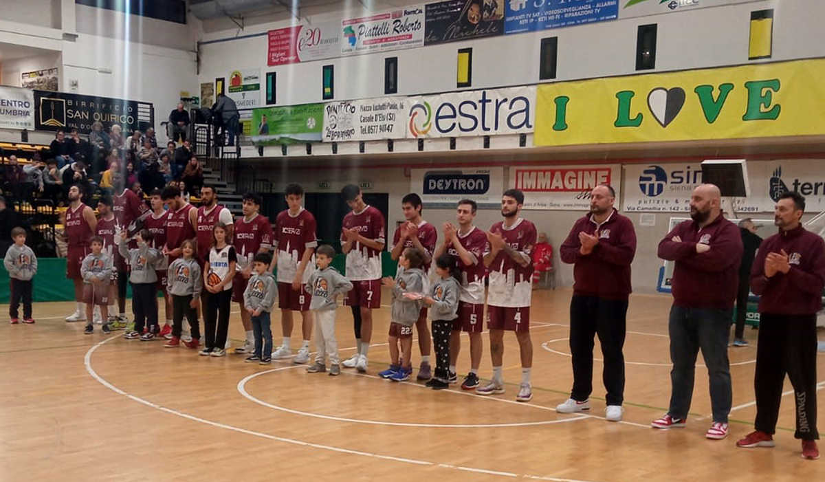 BC Servizi schierata ad inizio partita con gli Scoiattoli SBA