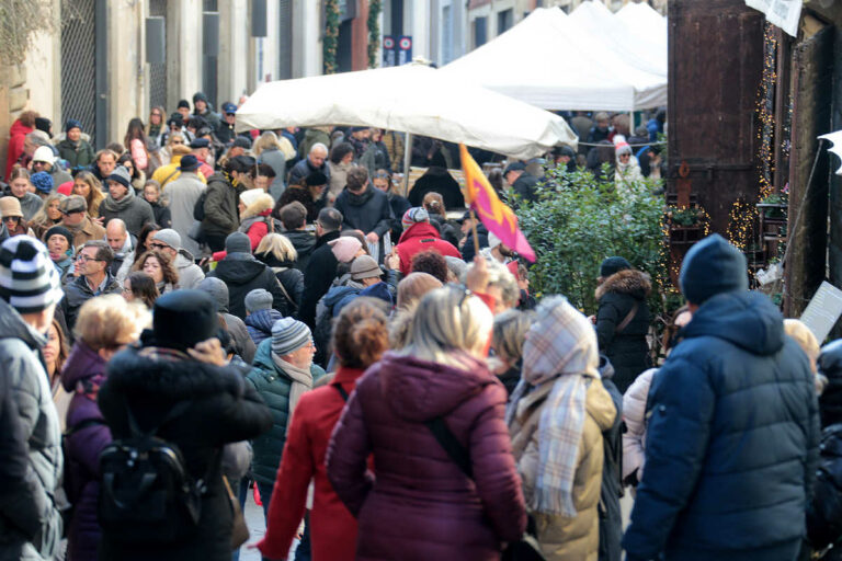 La Fiera Antiquaria di dicembre attraverso l’obiettivo di Felice Rogialli