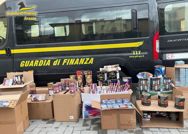 Guardia di Finanza Arezzo Fuochi
