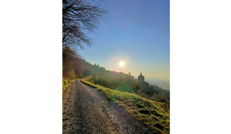 Il Sole Raggiunge l’Aluna a Cortona