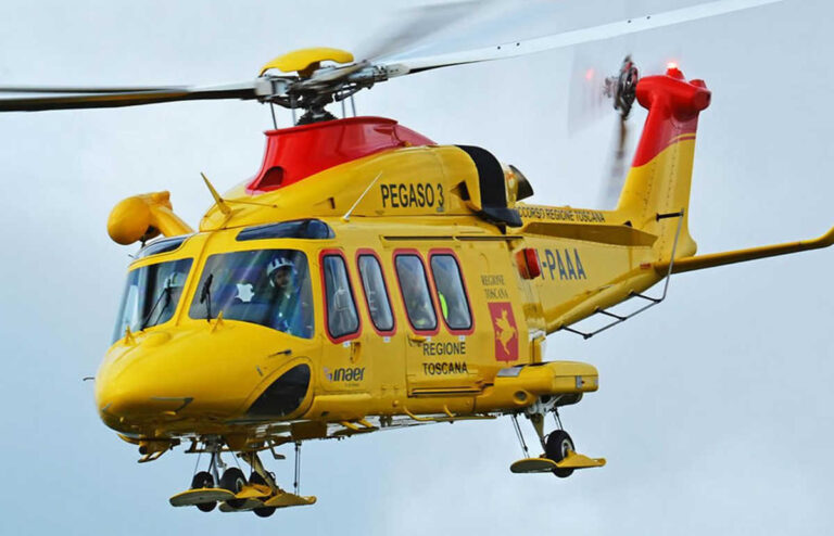Grave incidente in moto a Stia: giovane di 26 anni trasportato in codice rosso a Careggi