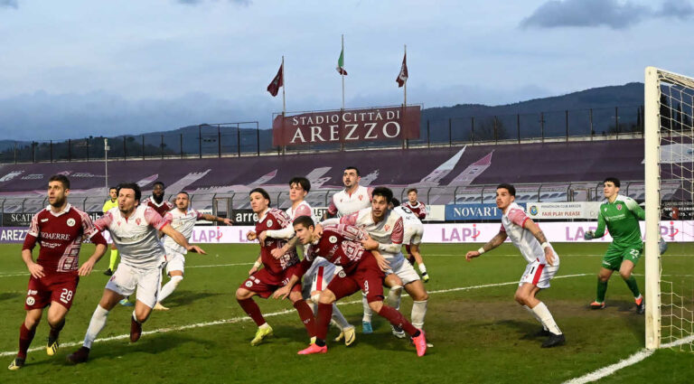 Arezzo e Vis Pesaro non si fanno male: al Comunale finisce 0-0