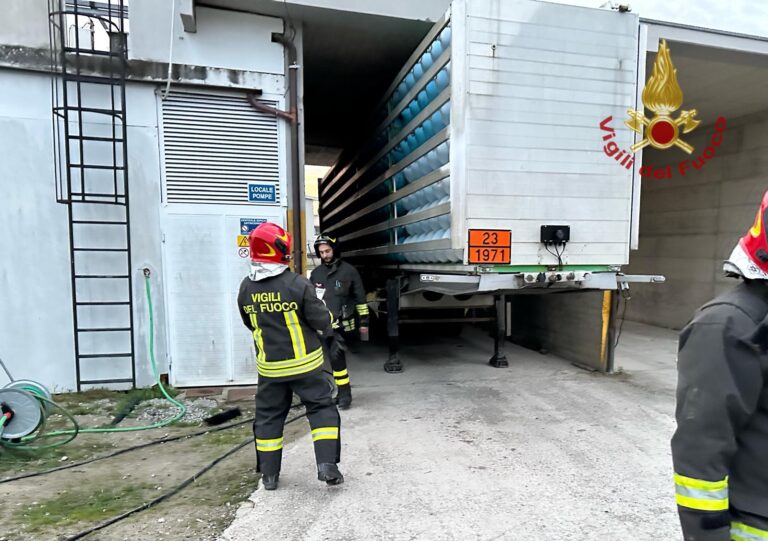 Fuga di gas a Foiano della Chiana: intervento dei Vigili del Fuoco di Cortona