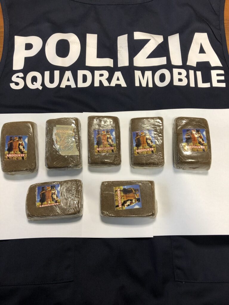 Arezzo: rete di spaccio sgominata, quattro nigeriani finiscono in manette
