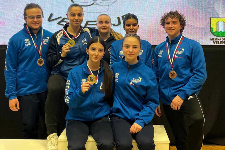Accademia Karate Casentino: quattro medaglie internazionali in Slovenia e venti al Trofeo Carnevale