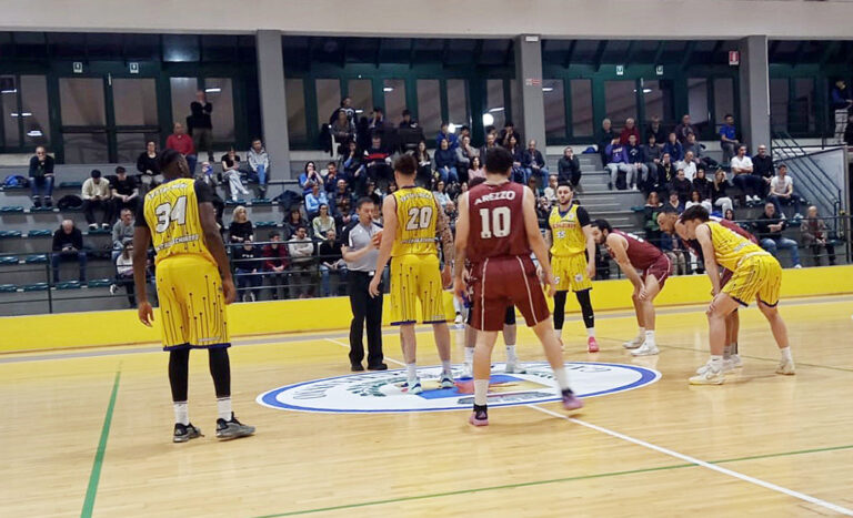 Impresa esterna della BC Servizi Arezzo: vittoria pesante a Gazzada