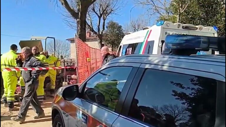 Operaio 55enne muore in un cantiere ad Arezzo